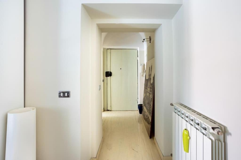 Best Authentic Apartment Monti 5 Mins From Colosseum Exterior foto