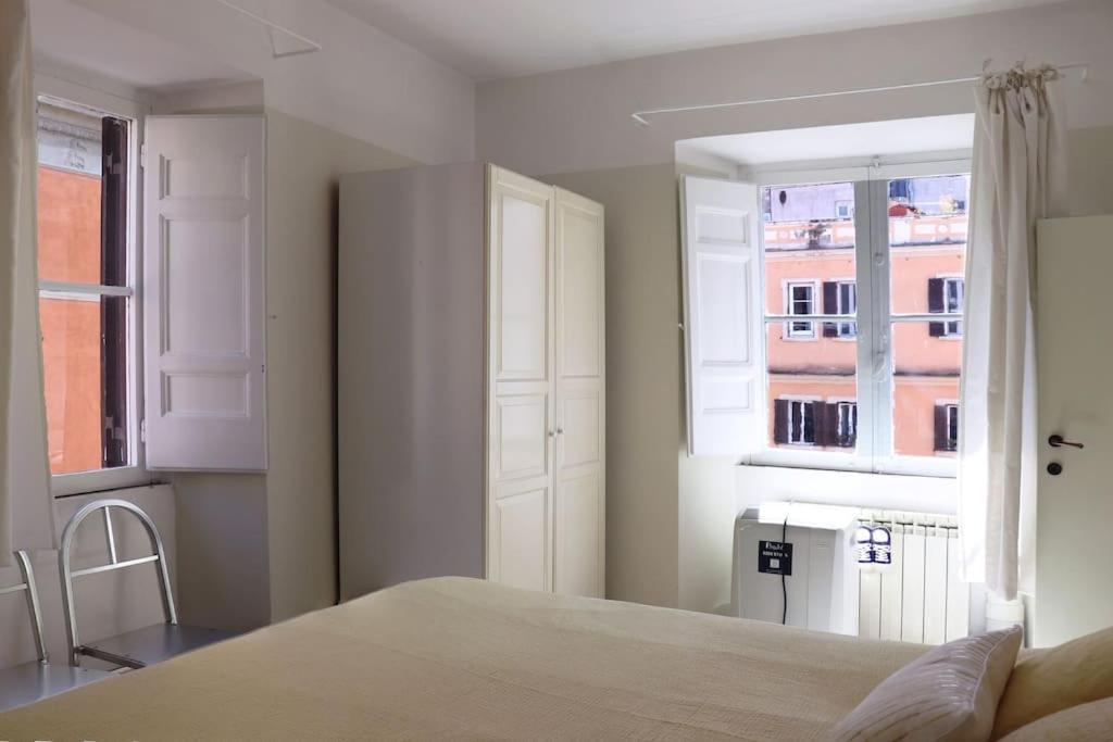 Best Authentic Apartment Monti 5 Mins From Colosseum Exterior foto